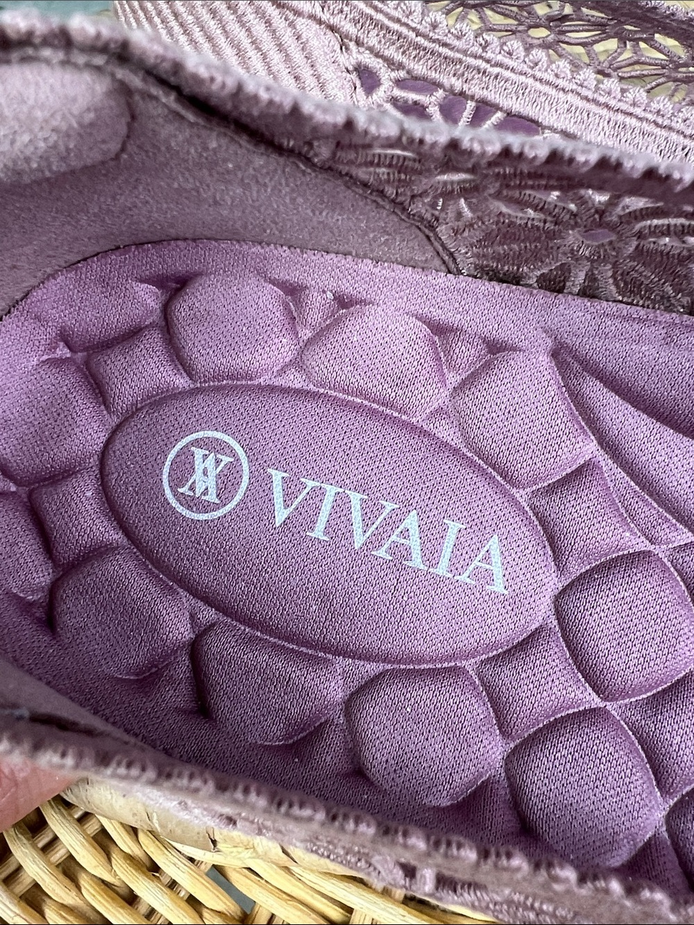 Vivaia Maelyn Mauve Lace Pointed Toe Flats with Cushioned Insole - Picture 4 of 12
